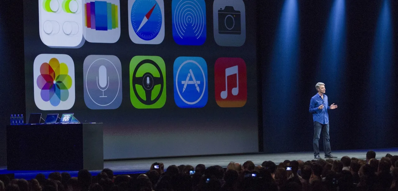 Làm thế nào để có buổi thuyết trình ra mắt sản phẩm ấn tượng như Apple?